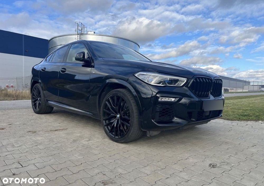 BMW X6M - 6