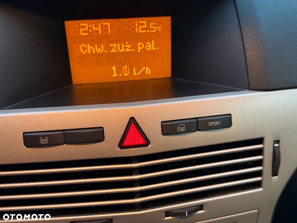 Opel Astra III 1.6 Cosmo - 15