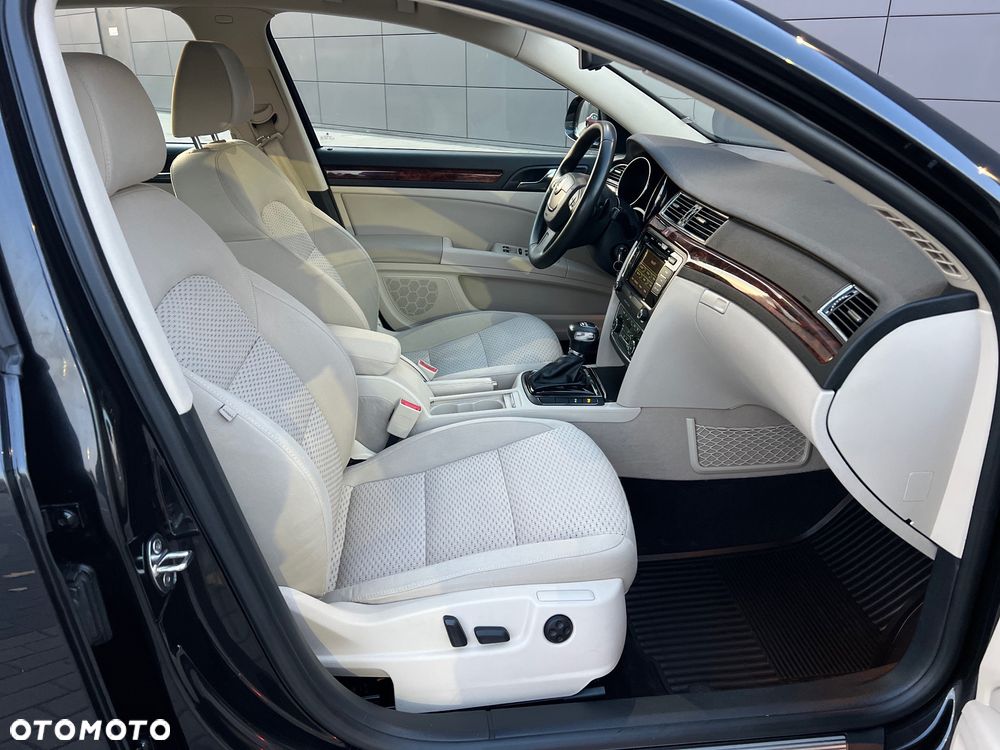 Skoda Superb 2.0 TDI 4x4 Elegance DSG - 34