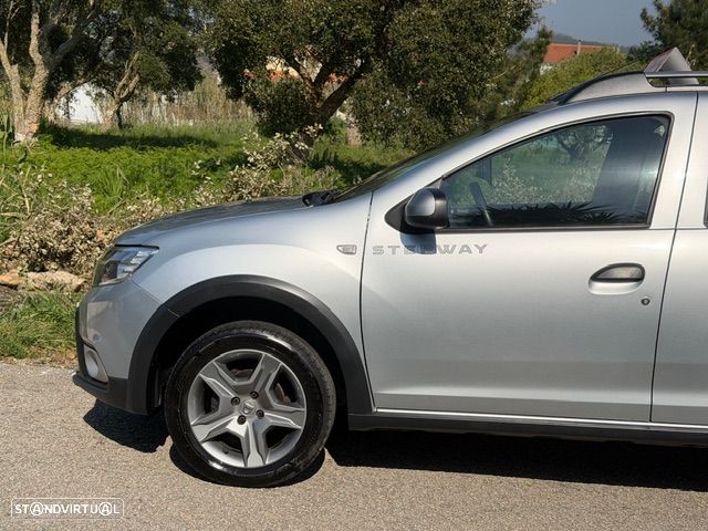 Dacia Sandero 0.9 TCe Stepway - 3