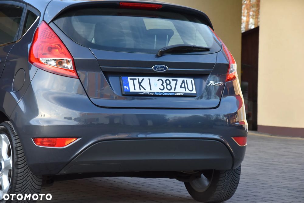 Ford Fiesta 1.25 Titanium EU5 - 12