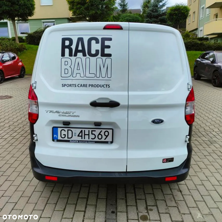 Ford Transit Courier - 3