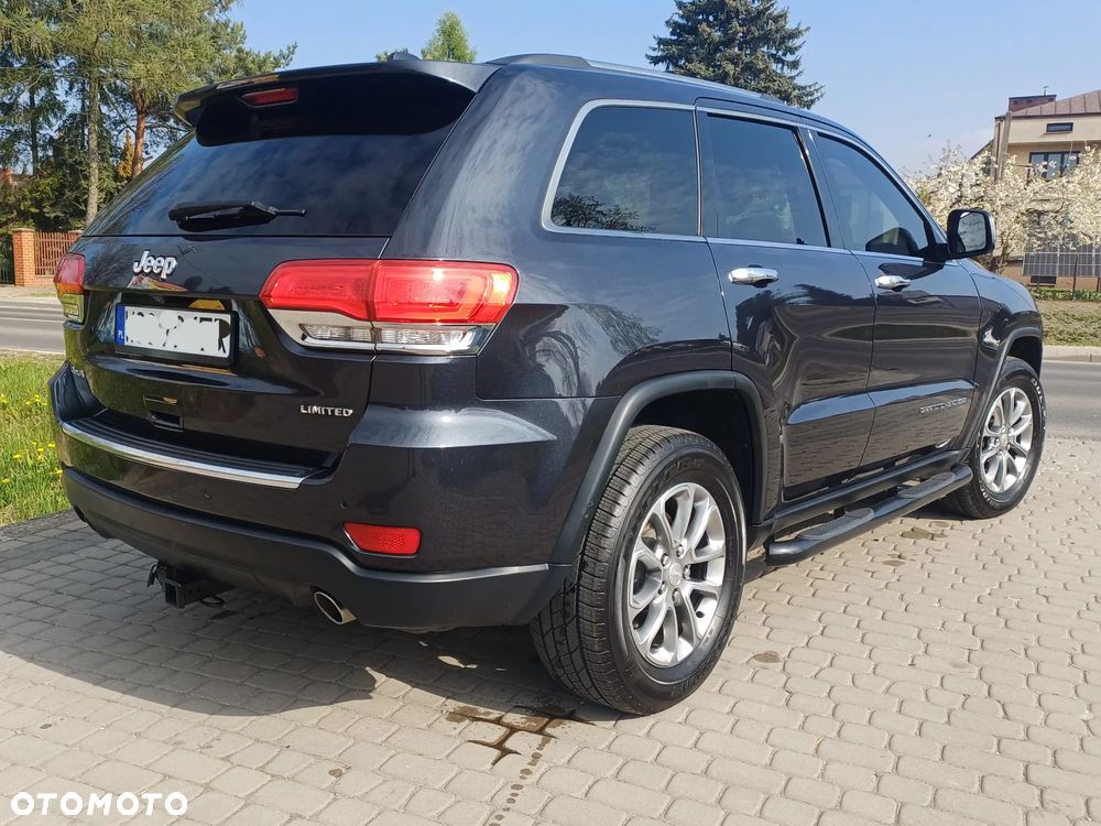 Jeep Grand Cherokee - 18