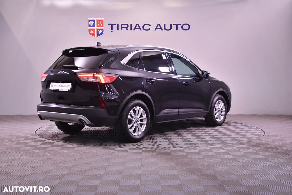 Ford Kuga - 5