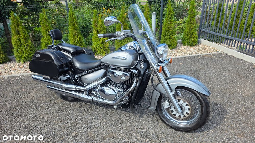 Suzuki Intruder - 10