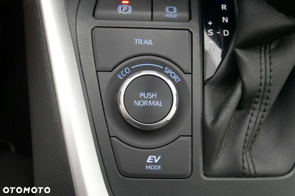 Toyota RAV4 - 23