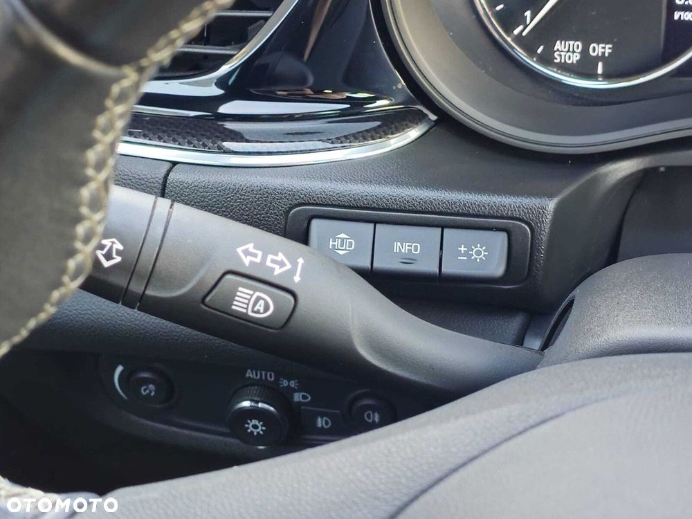 Opel Insignia 2.0 CDTI Business Elegance S&S - 16