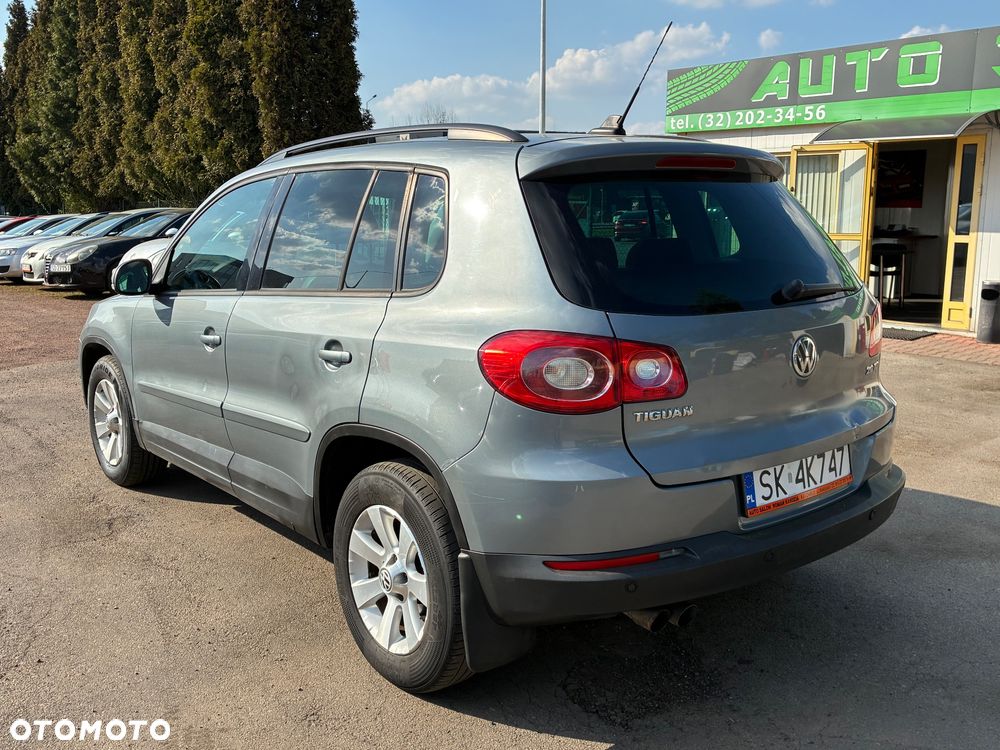 Volkswagen Tiguan 2.0 TDI DPF 4Motion Automatik Track & Avenue - 6