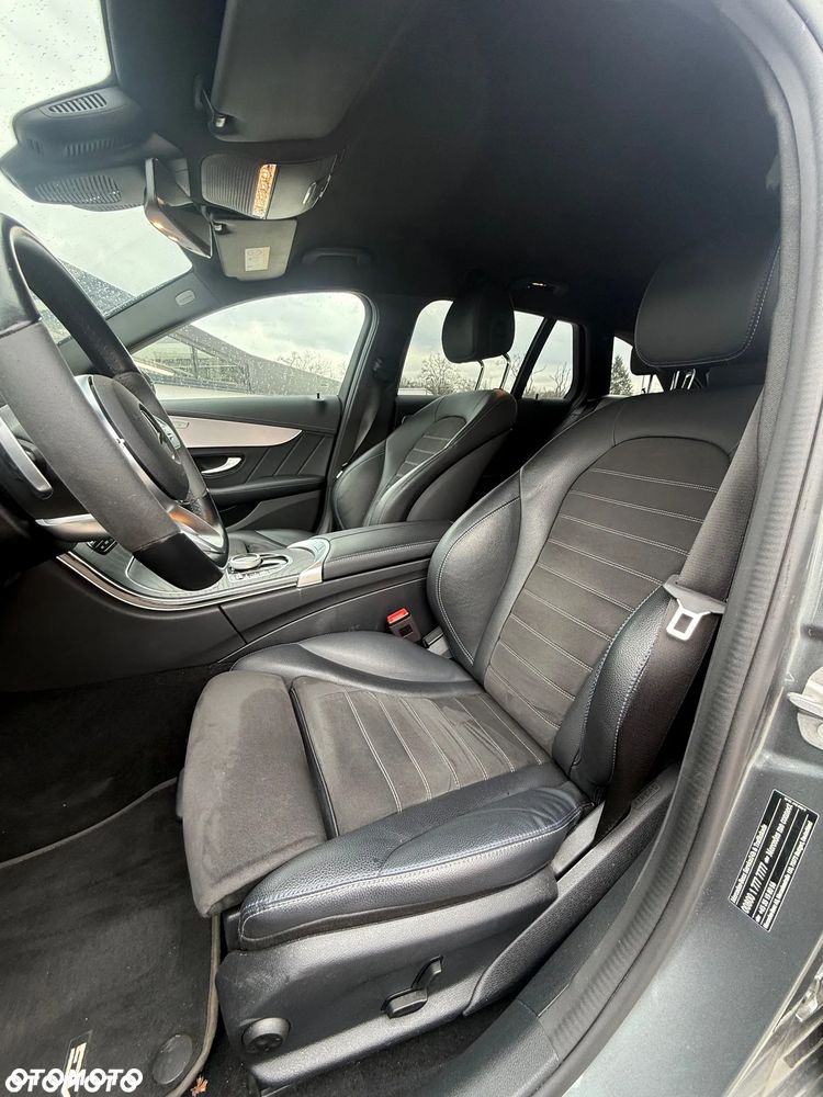 Mercedes-Benz Klasa C 220 d 4MATIC 9G-TRONIC - 22