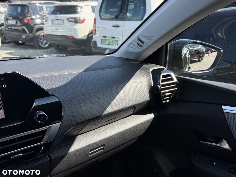 Citroën C4X 1.2 PureTech Max S&S EAT8 - 19