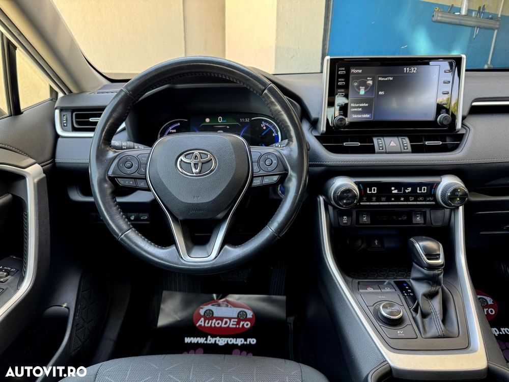 Toyota RAV4 - 9