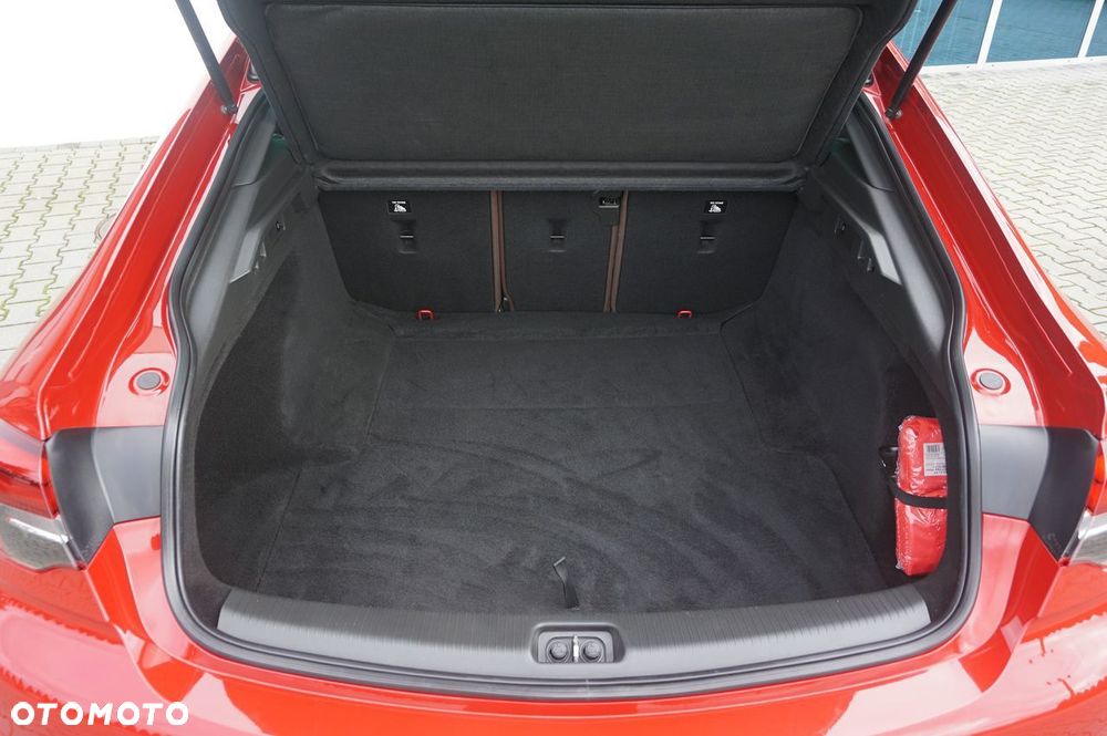 Opel Insignia 2.0 T 4x4 GSi + S&S - 33