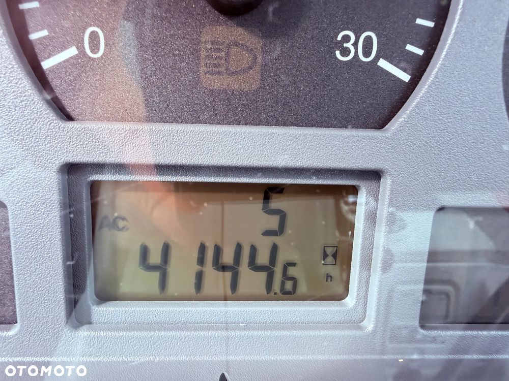 Valtra N 101 - ŁADOWACZ - KRAJOWY - I WŁAŚCICIEL - 12