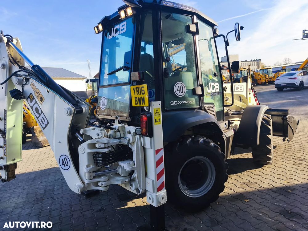 JCB 3CX Compact - 11