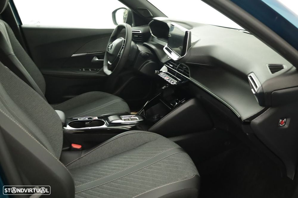 Peugeot e-2008 54 kWh Allure - 22