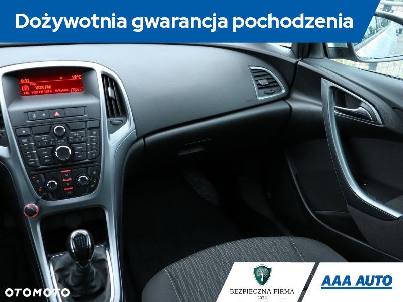 Opel Astra - 10