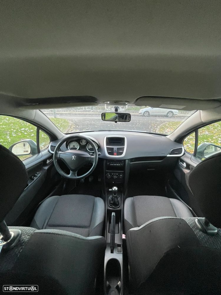 Peugeot 207 SW 1.6 HDi Outdoor - 22
