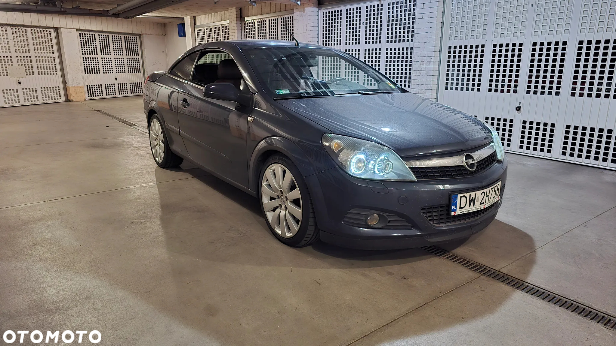 Opel Astra Twin Top 1.9 CDTI Cosmo - 11