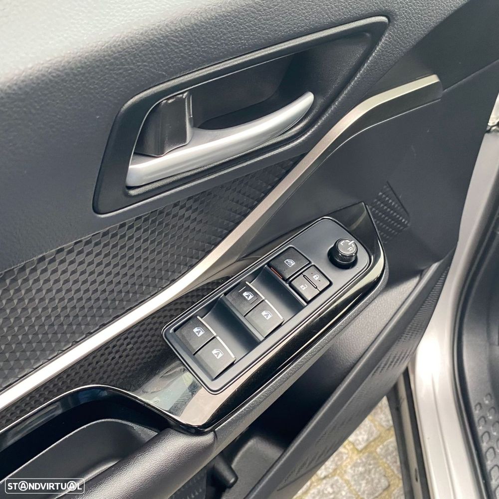 Toyota C-HR 1.8 HSD Comfort+P.Style - 19