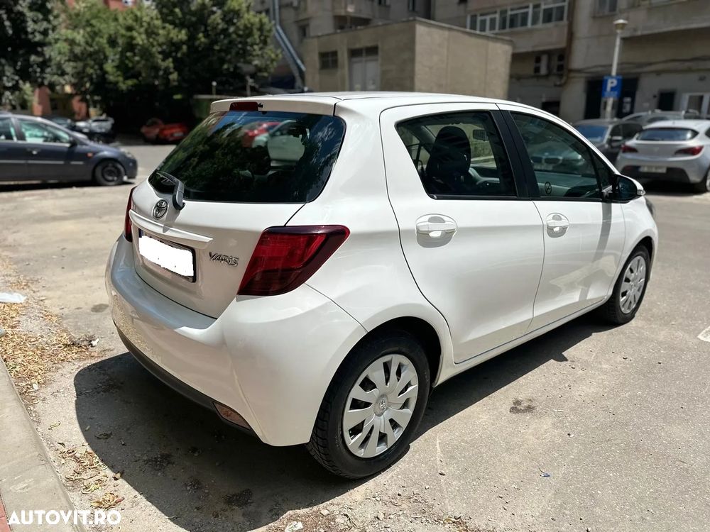 Toyota Yaris 1.33 L Dual VVT-i 5D Multidrive S Luna - 2