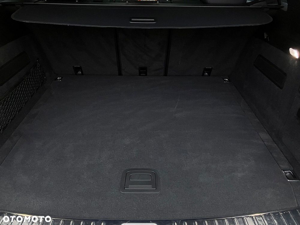 Porsche Cayenne - 36