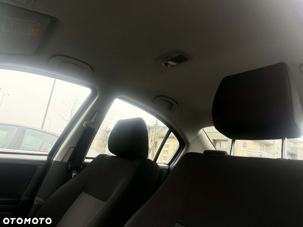 Suzuki SX4 1.6 GLX / Comfort - 9