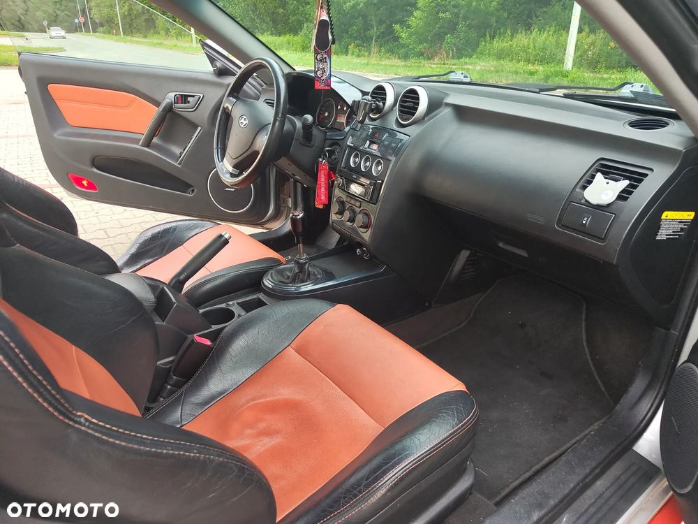 Hyundai Coupe 2.0 GLS - 22