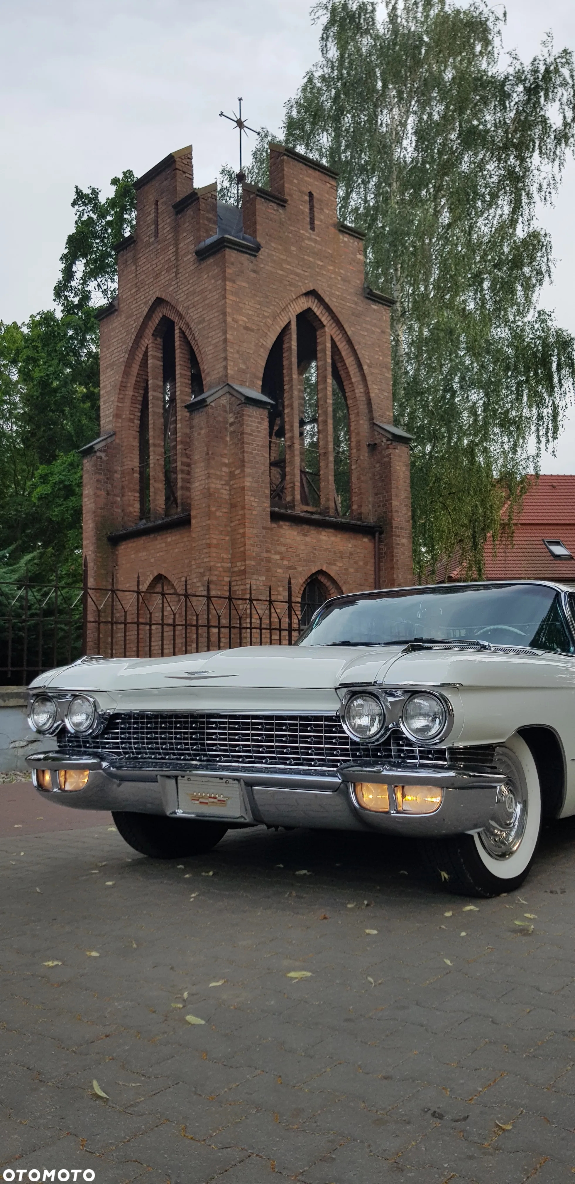 Cadillac Deville - 14