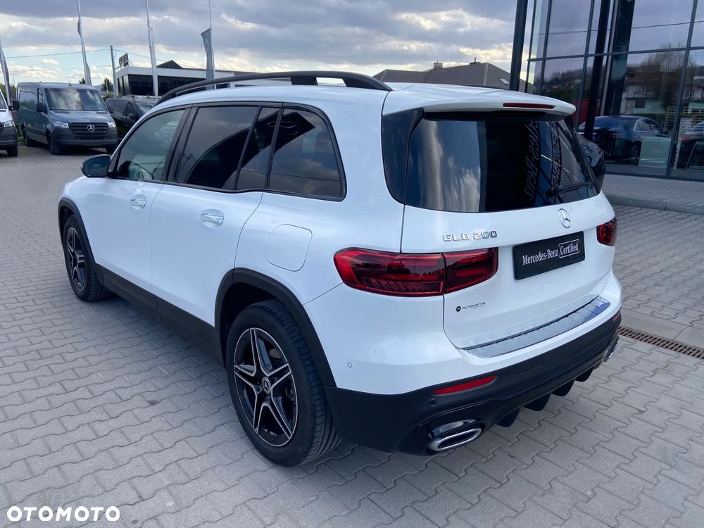 Mercedes-Benz GLB 200 AMG Line 7G-DCT - 5