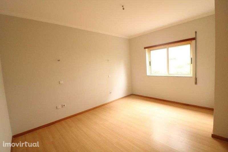 T2 para alugar em Braga - Grande imagem: 2/11