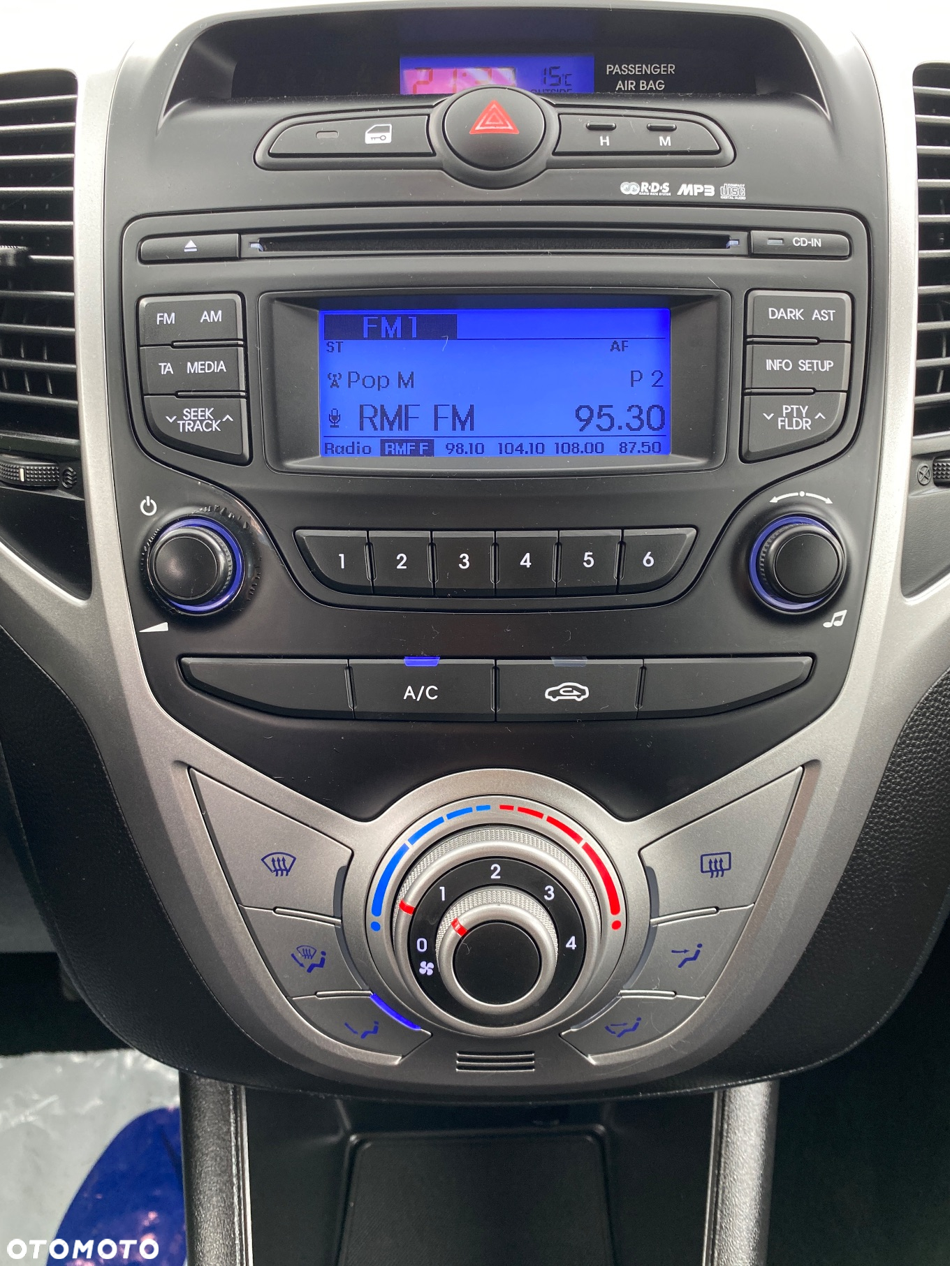 Hyundai ix20 1.6 CRDi blue Comfort - 17
