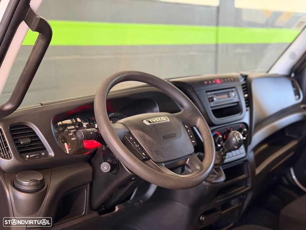 Iveco Daily 35C15 Cabine Dupla 7L - 7