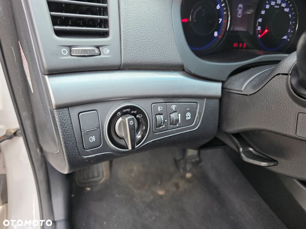 Hyundai i40 1.6 GDI BlueDrive Comfort - 11