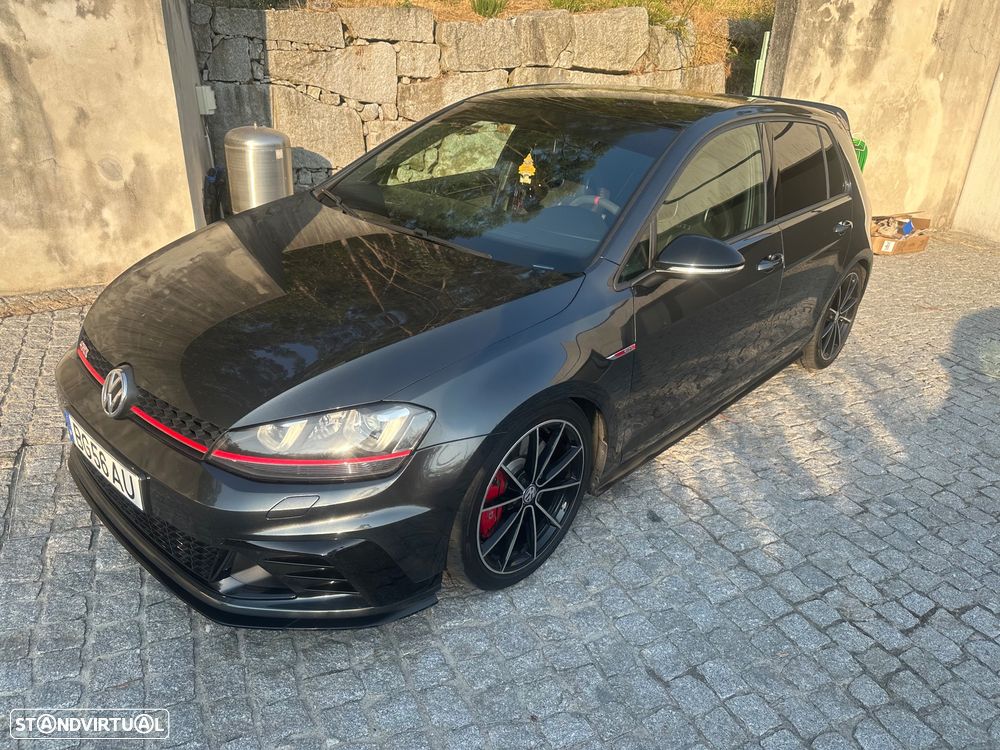 VW Golf GTI Clubsport DSG - 2