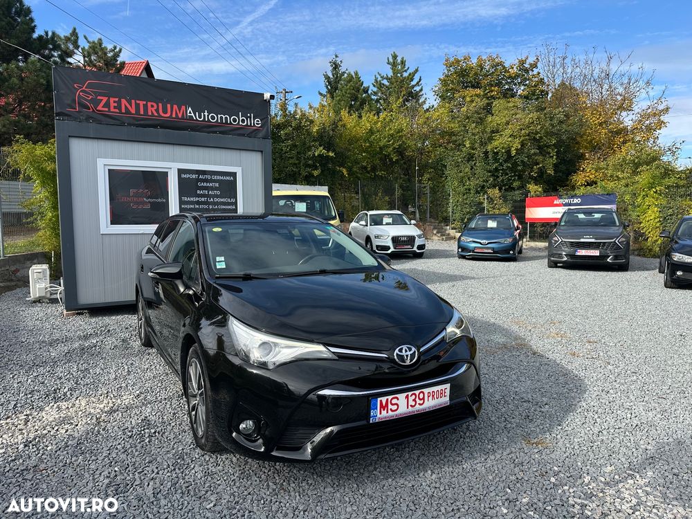 Toyota Avensis 1.6 D-4D Executive - 5