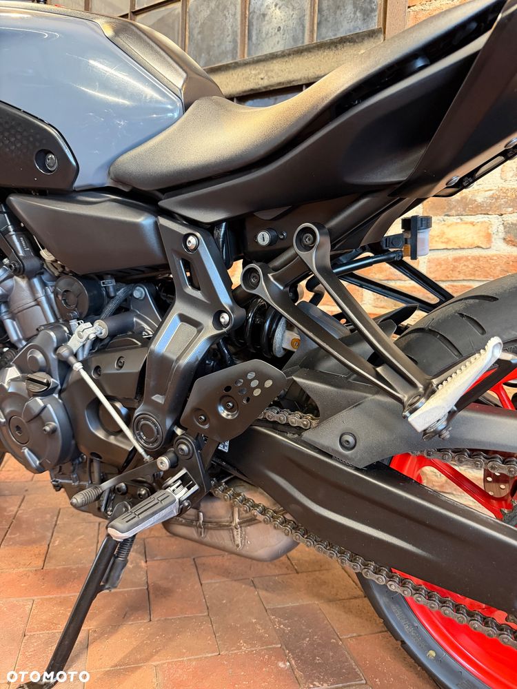 Yamaha MT - 12