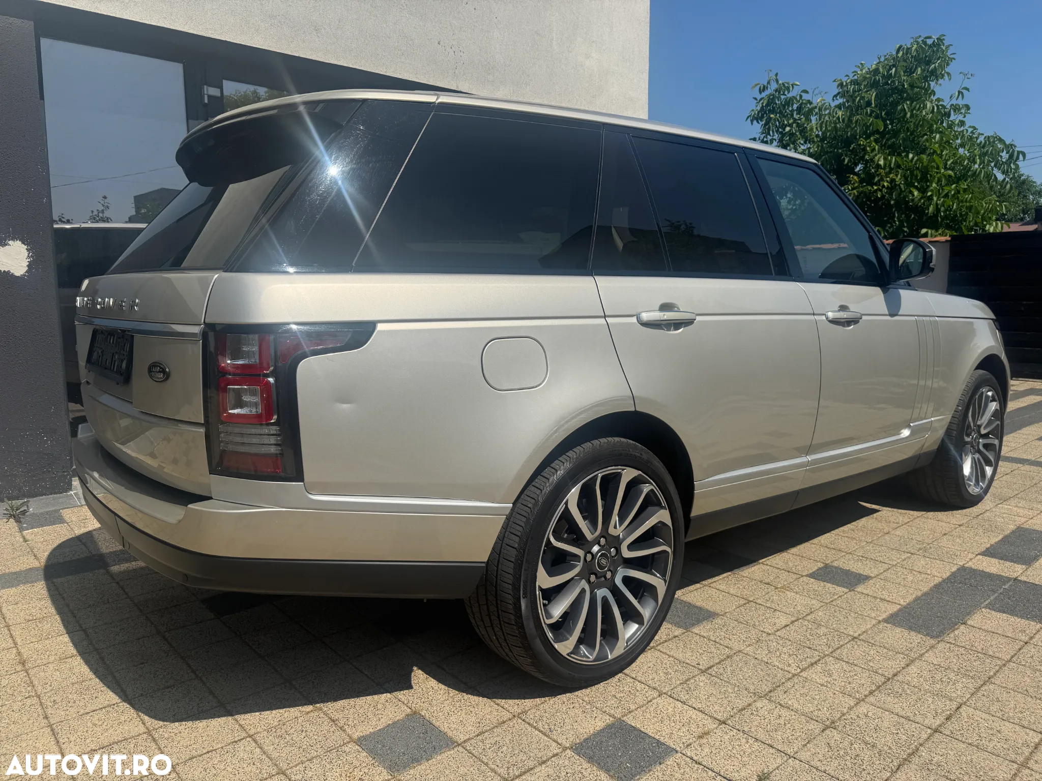 Land Rover Range Rover 3.0 I TDV6 Autobiography - 8