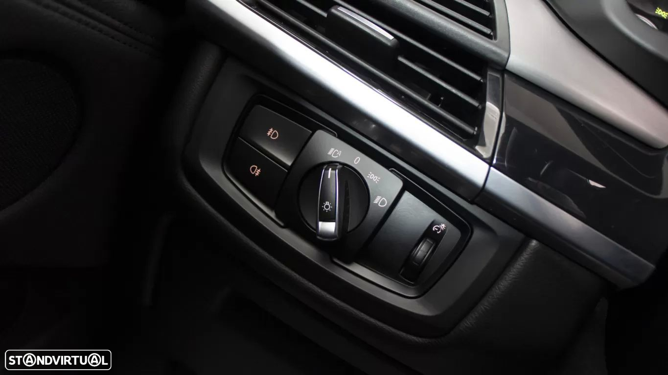 BMW X5 25 d sDrive Pack M - 28