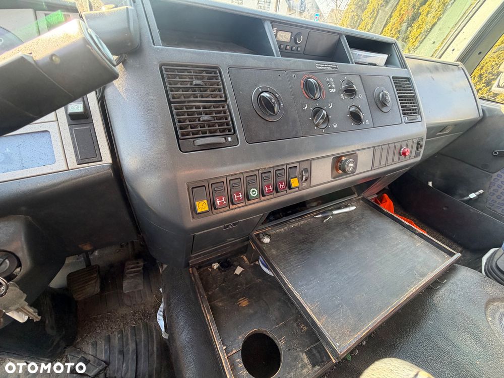 MAN LE 14.220 4x4 - 16