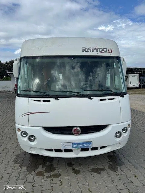 Rapido Serie 9m 985F  Cama Garagem