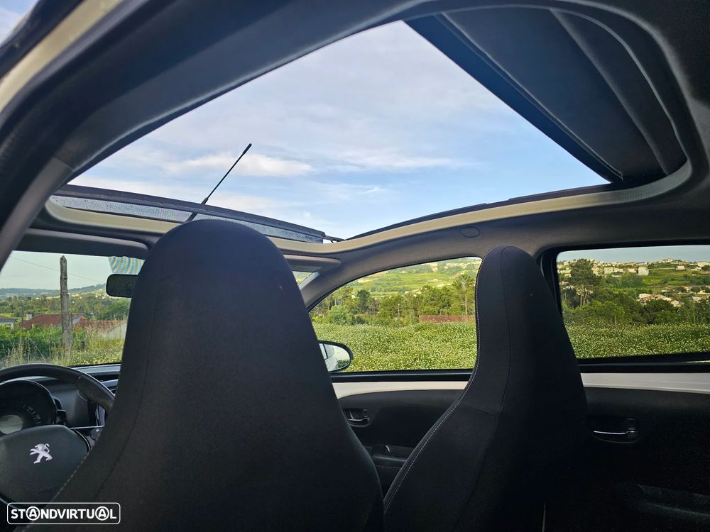 Peugeot 108 1.2 PureTech Allure - 19