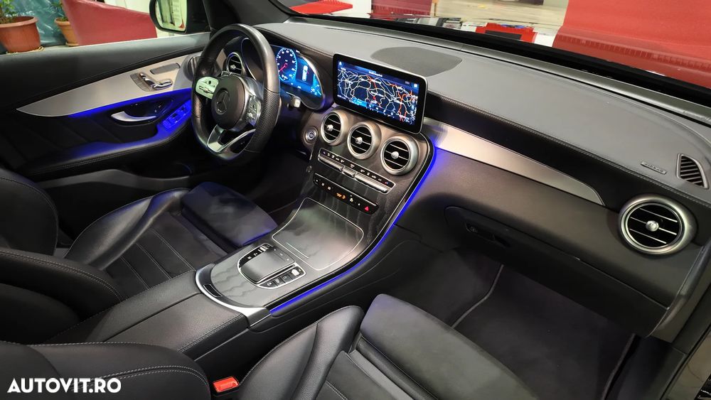 Mercedes-Benz GLC - 18