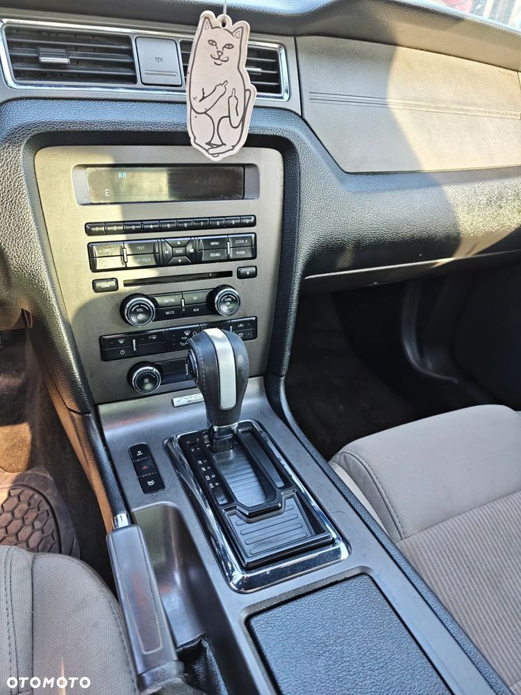 Ford Mustang 3.7 V6 - 10