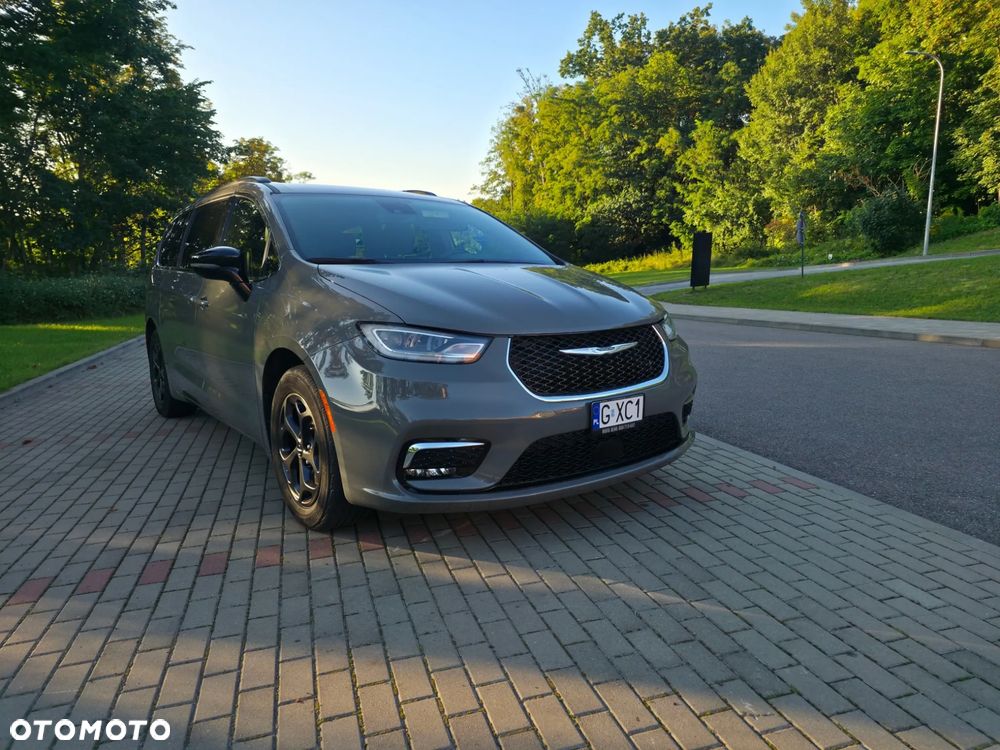 Chrysler Pacifica - 6
