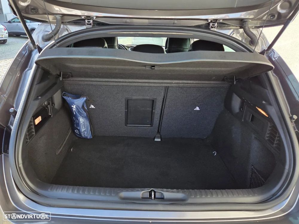 DS DS4 Crossback 1.6 BlueHDi So Chic - 17