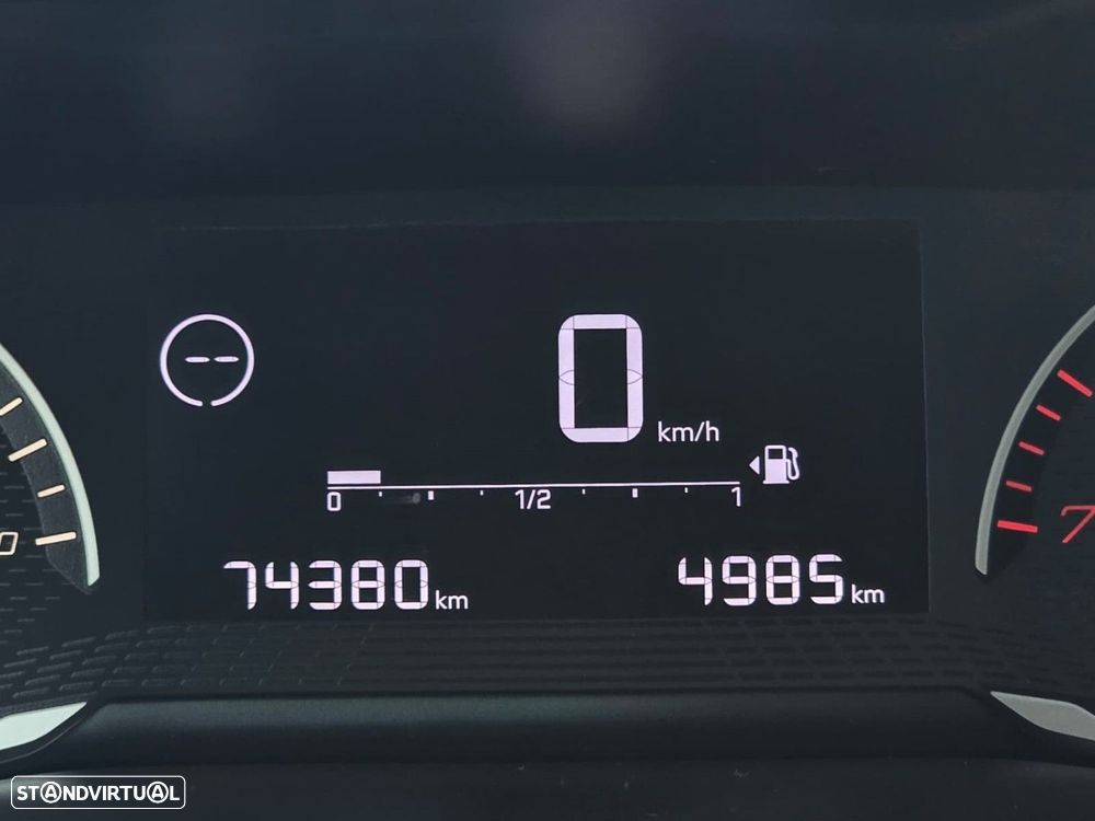 Peugeot 2008 PureTech 100 Active - 17