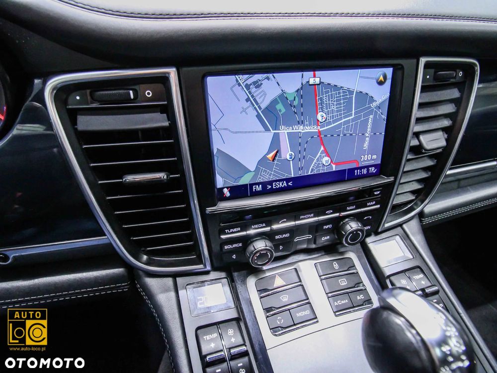 Porsche Panamera Platinum Edition - 21