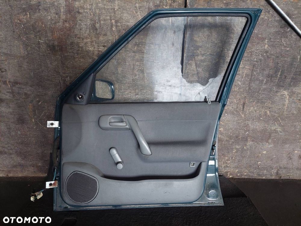 DRZWI KOMPLETNE PRAWY PRZÓD SKODA FELICIA I LIFT 5550 - 7