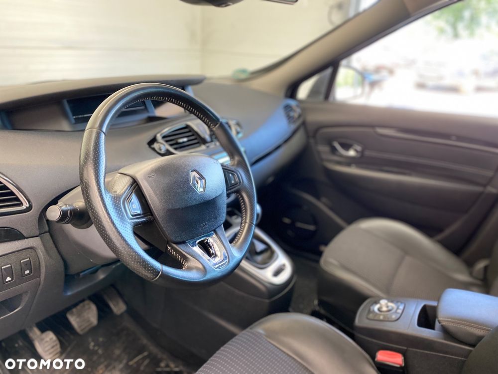 Renault Scenic Energy dCi 130 S&S Bose Edition - 10