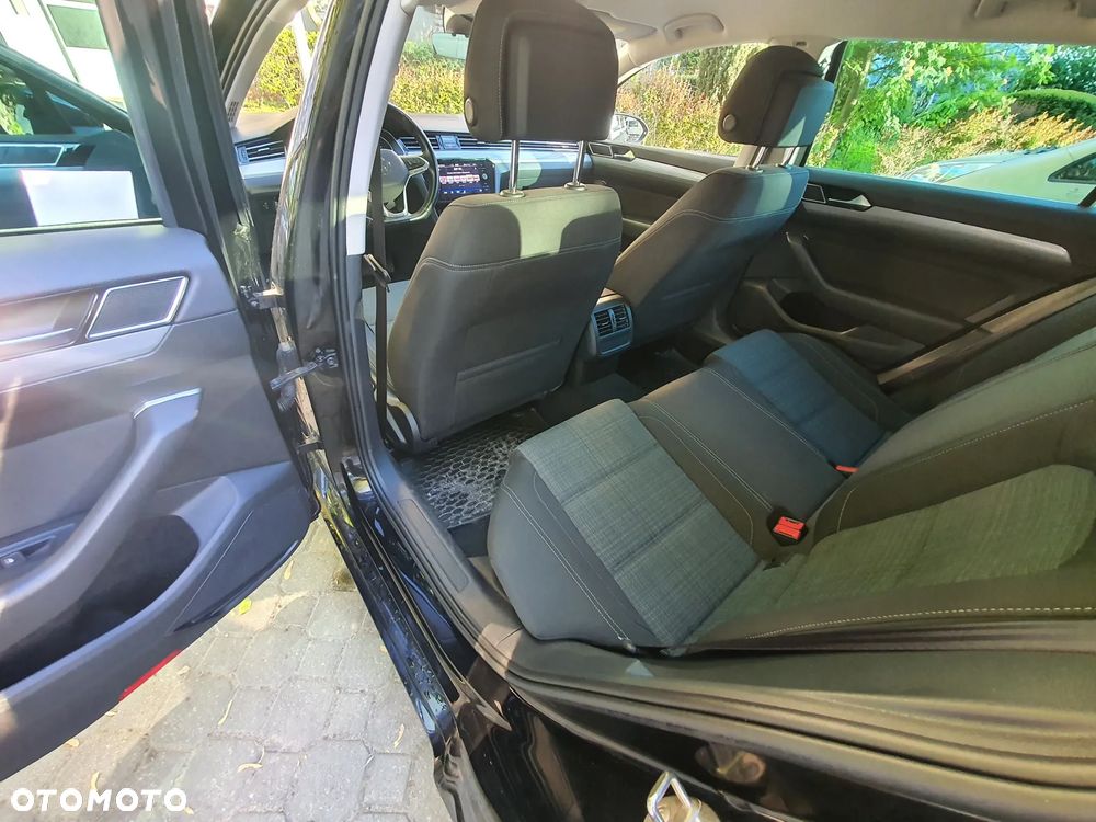 Volkswagen Passat 2.0 TSI Business DSG - 8